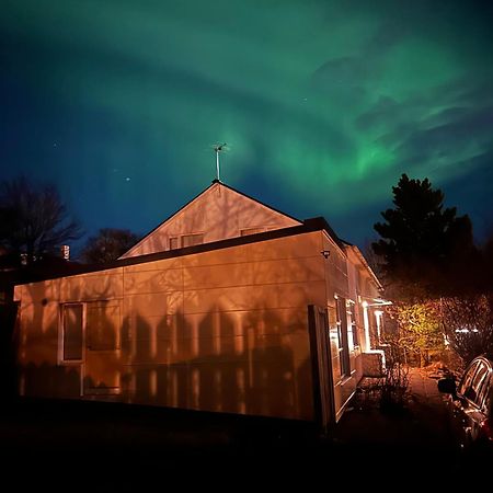 Studio 104- Free Parking Onsite -Private Entrance Reykjavik Luaran gambar